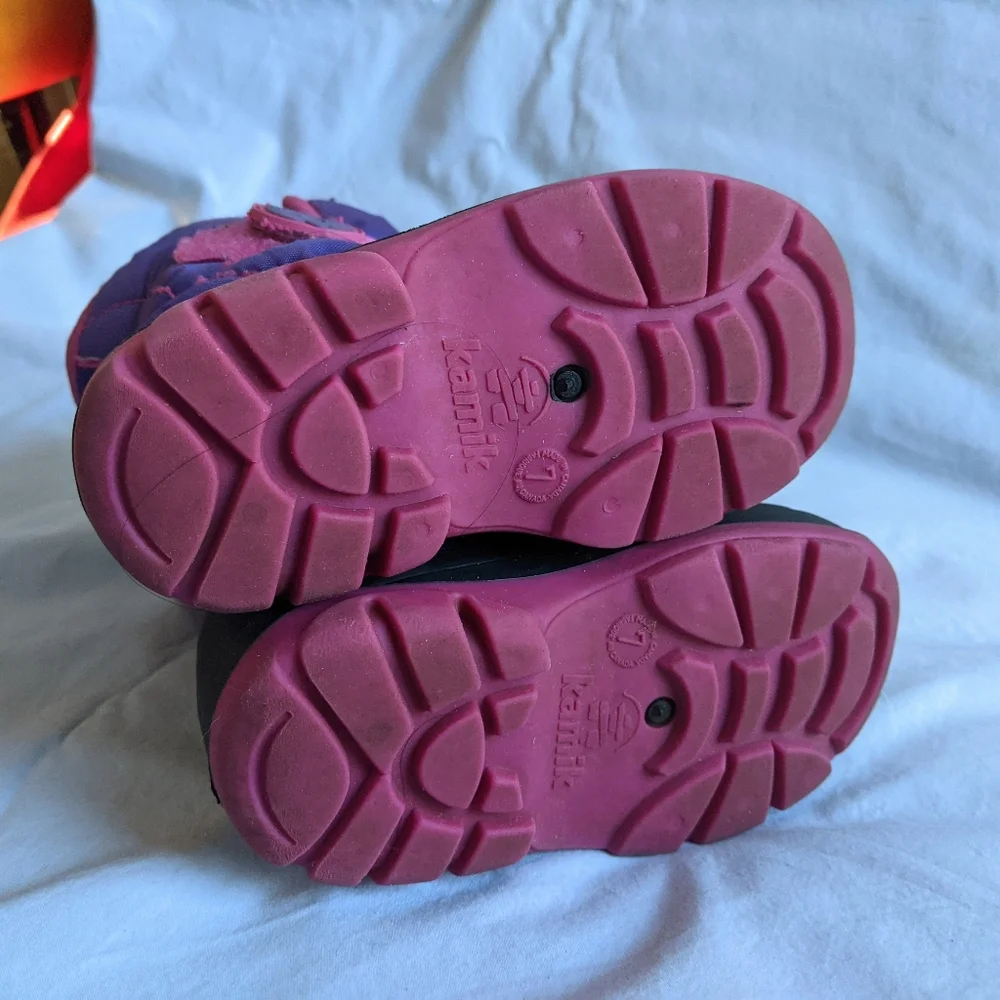 Kamik Baby Girl Insulated Winter boots size 7